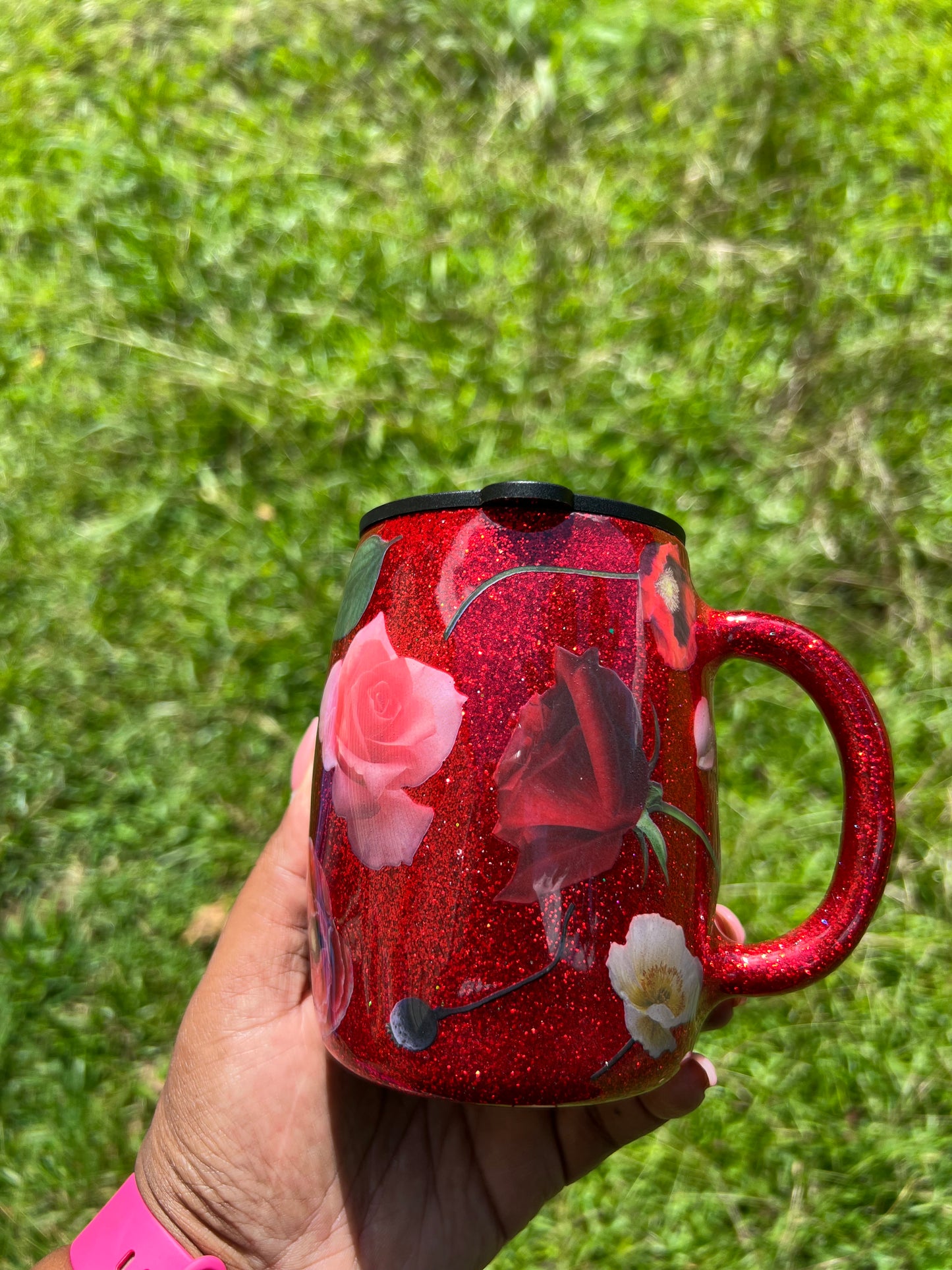 Red floral glittered mug