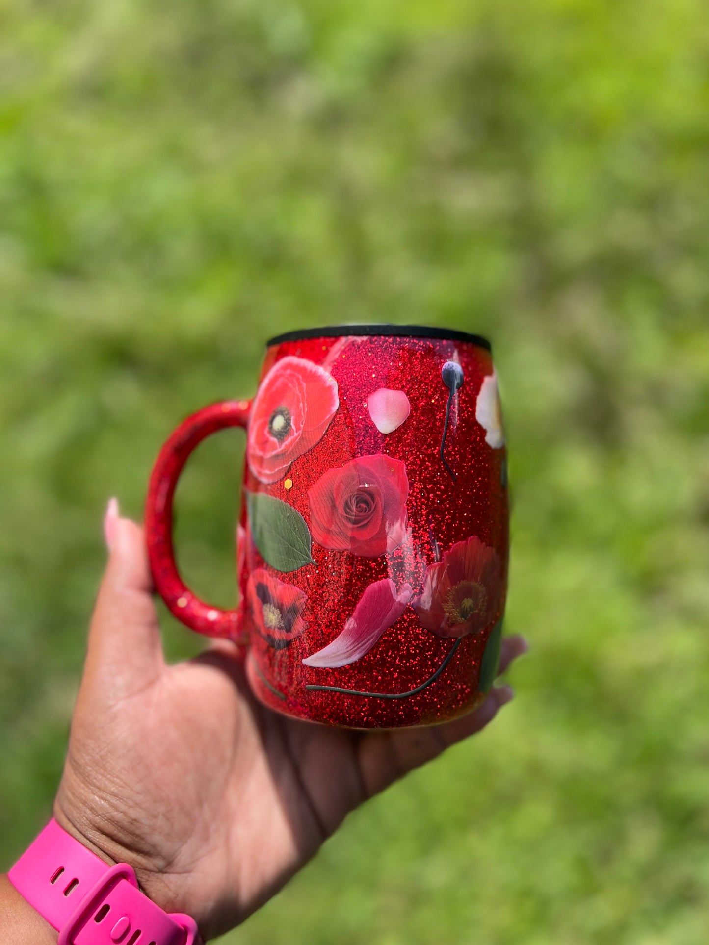 Red floral glittered mug