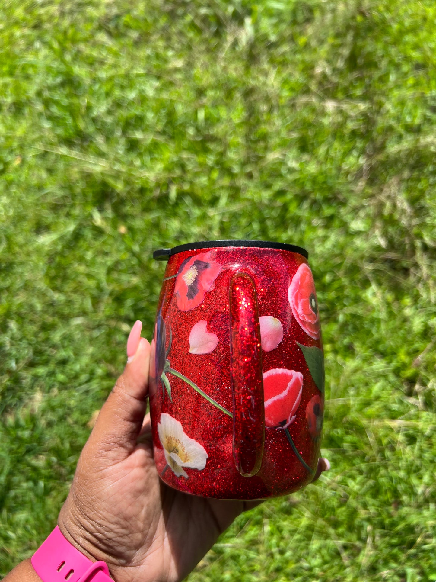 Red floral glittered mug